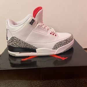 Women’s Jordan 3’s White Cement. Size 8.5. Never worn